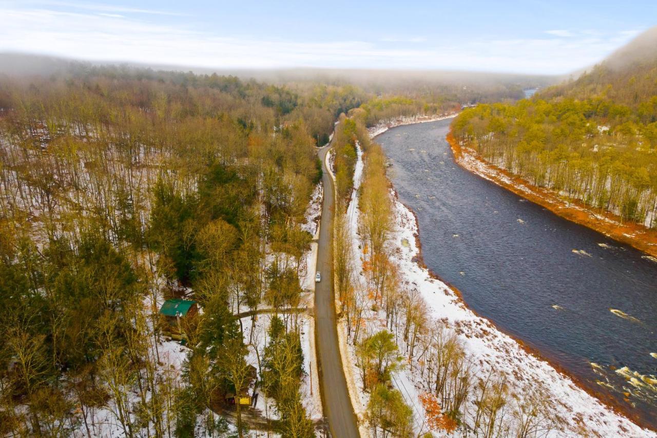 River Road Treehouse Retreat Warrensburg Zewnętrze zdjęcie